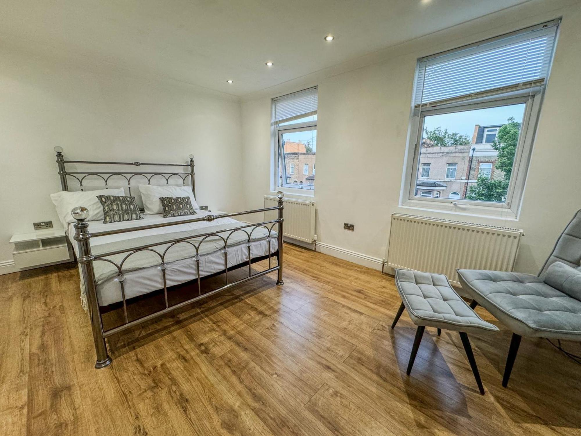 Вилла Stratford House Лондон Экстерьер фото