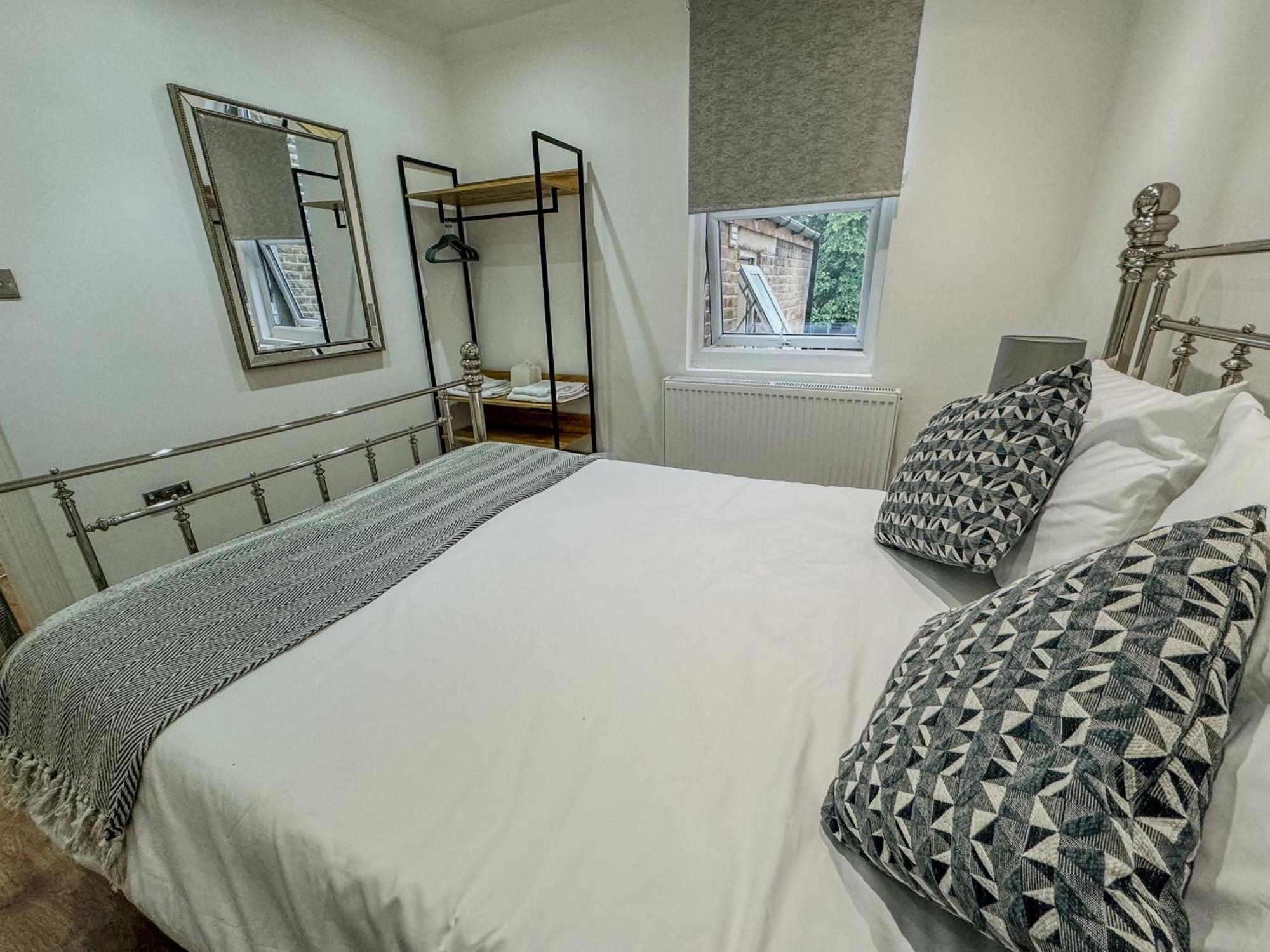 Вилла Stratford House Лондон Экстерьер фото